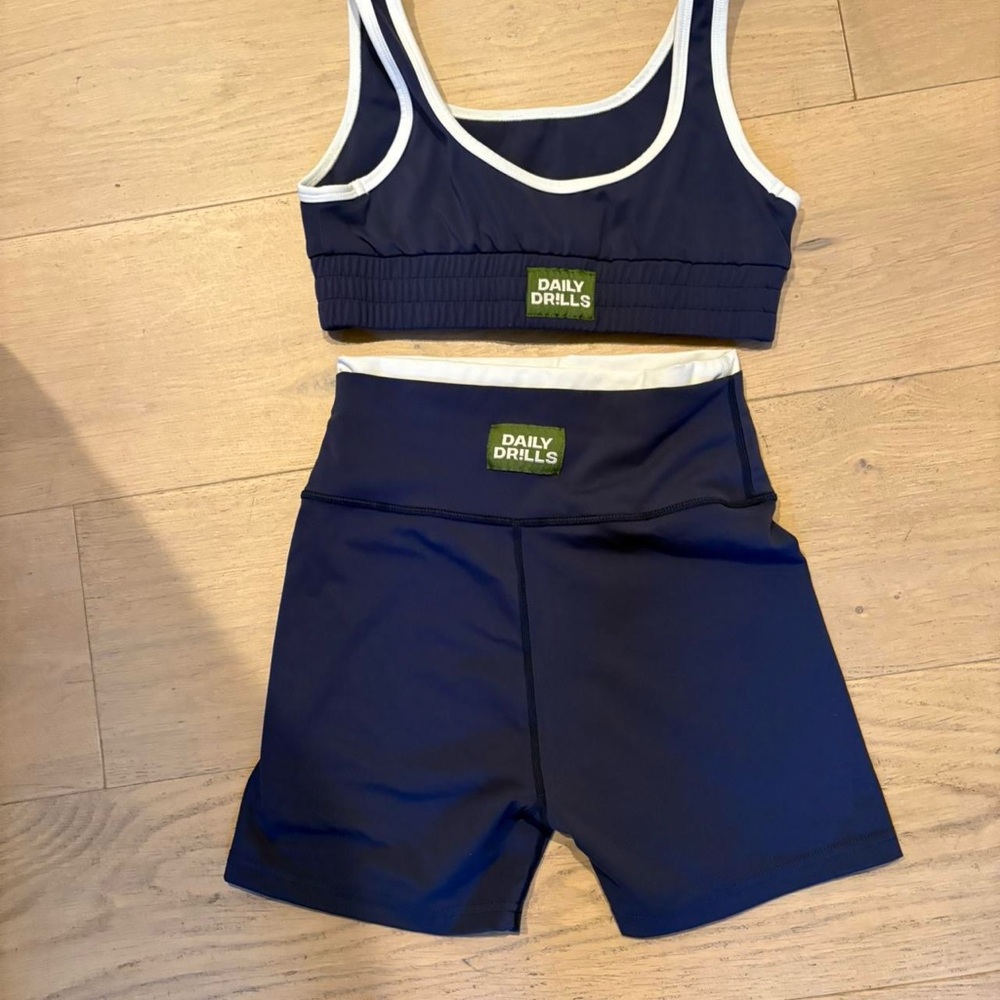 Daily Drills Navy Workout set Biker shorts and sports bra size small